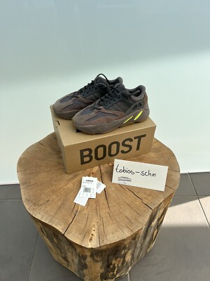 Adidas Yeezy Boost 700 Mauve, EU 42 2/3 / US 9 / UK 8.5 Herren Sneaker