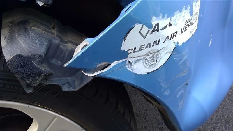 Parachoques trasero Nissan Leaf 2012-2016 OEM 850223NF0H Foto 4 de 4