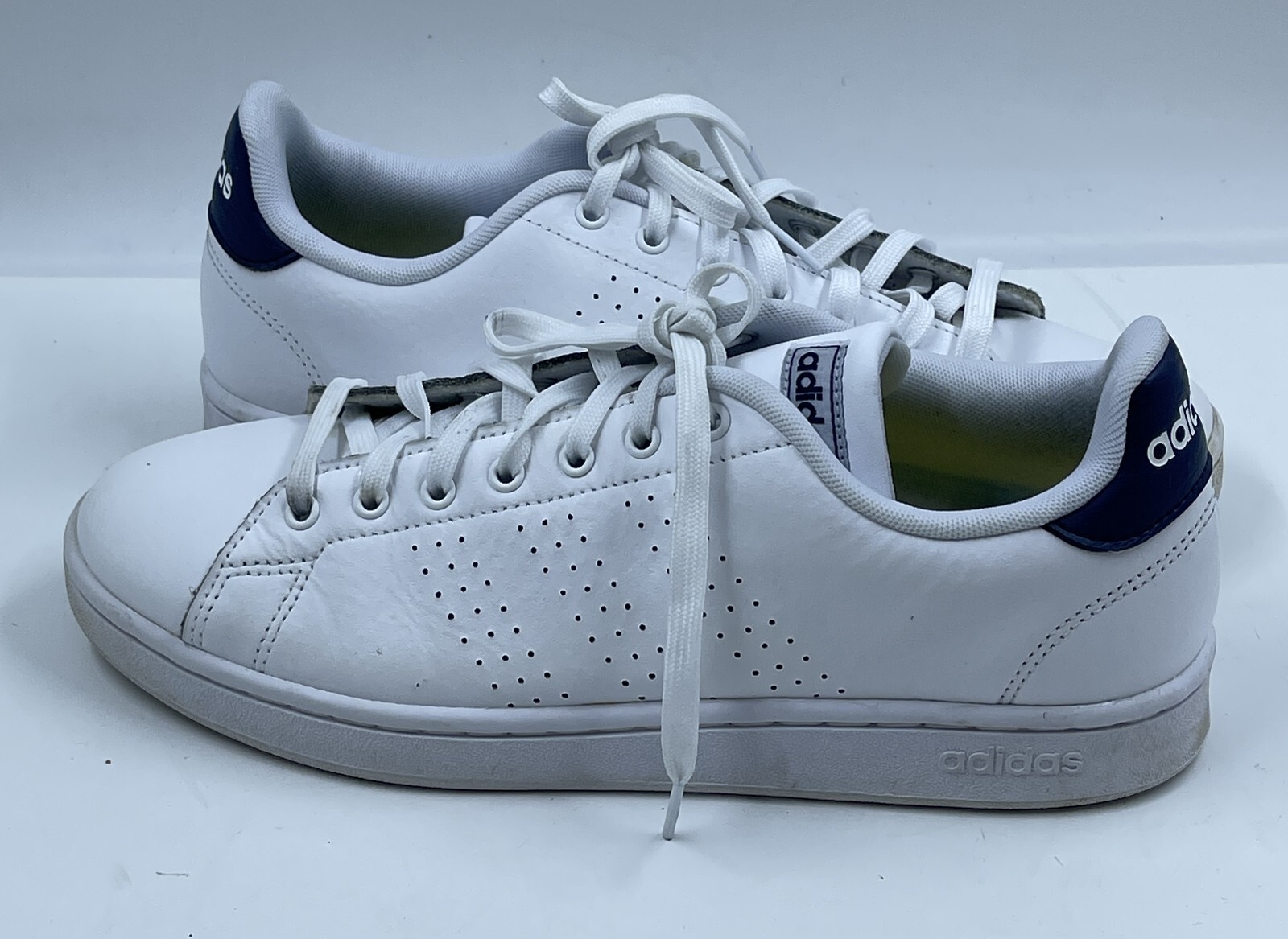 Adidas Advantage Men's Sneakers Size 10 White Leather Athletic Shoes F36423 thumbnail 2