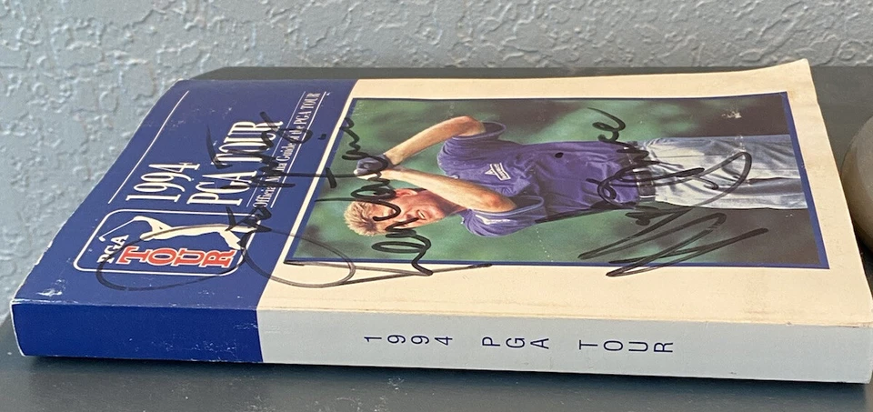 HOF TRIPLE AUTOGRAFIADO Y TRANSMITIDO USADO 1994 PGA TOUR GUÍA OFICIAL DE MEDIOS (leer) Foto 4 de 4