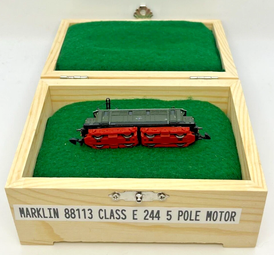 Z Scale Marklin 88113 Class E DB 244 New 5 Pole Motor Loco Custom Wood Case - Image 3 of 4