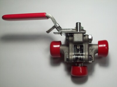 1 - FLOWSERVE Stainless Steel 3-Piece 3-Way Valve, 1/2 WK 44 Series