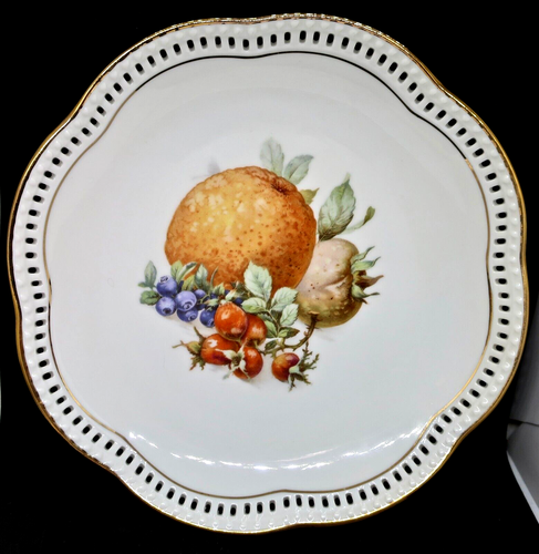 Vintage Schumann Arzberg Germany Fruit Reticulated 7" Plate Orange Peach Grape