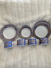 Bloomingdale Luxurious Blue and Gold Dinnerware Set For 4 People