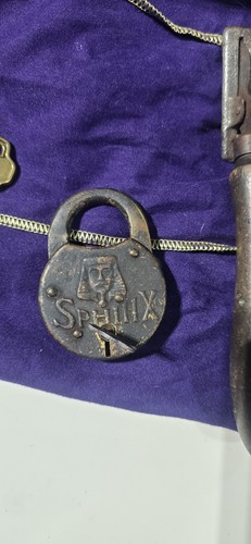 ANTIQUE SPhinx Pad Lock / WITH KEY