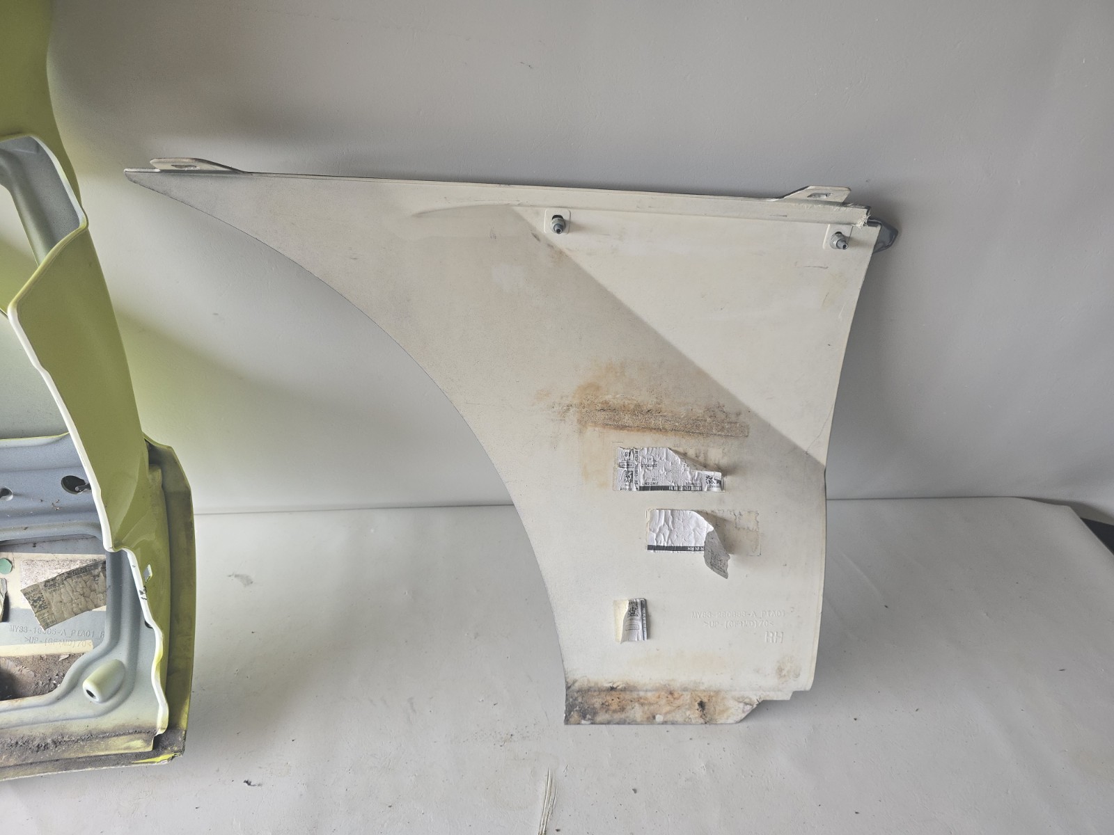Aston Martin DBX DBX707 2020-2024 Front right passenger fender OEM MY8316005A