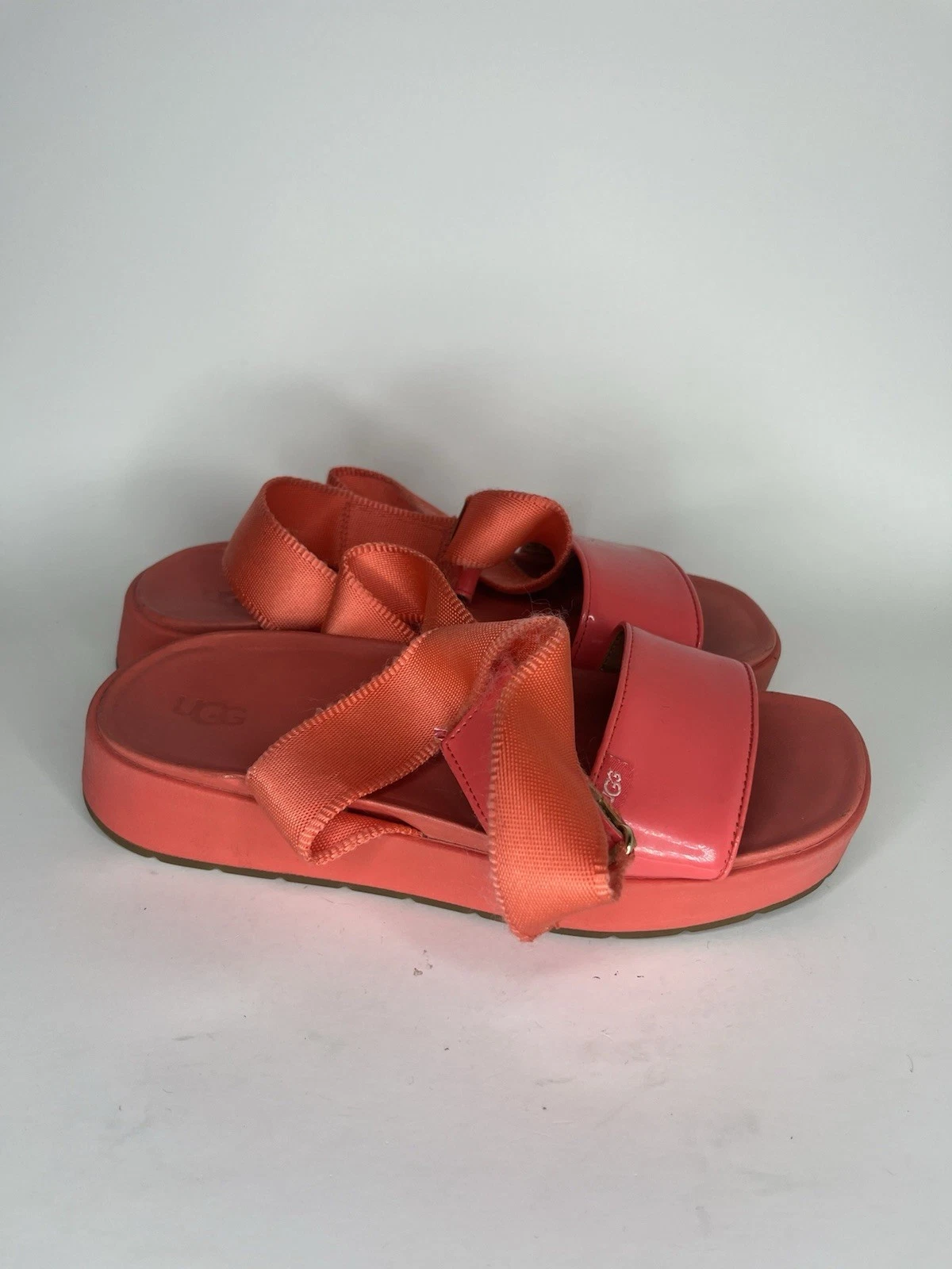 Sandali Ugg donna taglia 7 corallo vernice avvolgenti