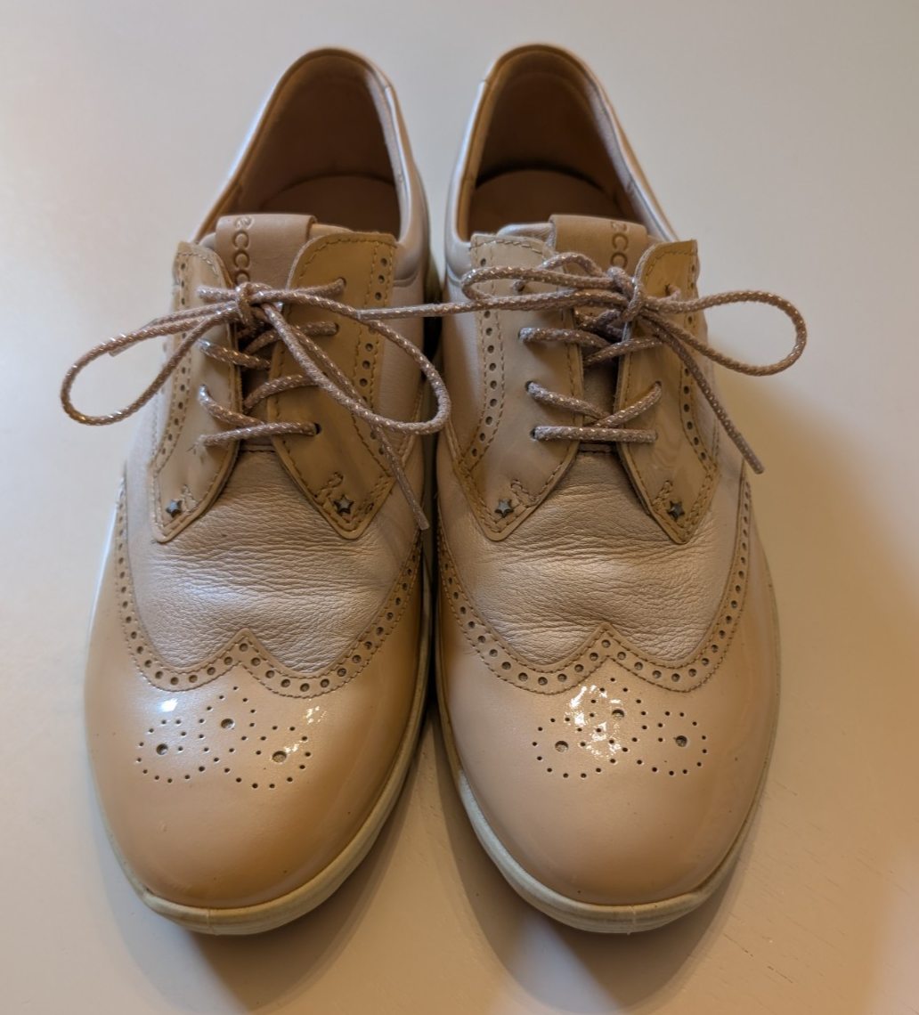 Ecco Hydromax Wingtip Oxford Golf Shoes Pink/Peach Size 40 Wide US