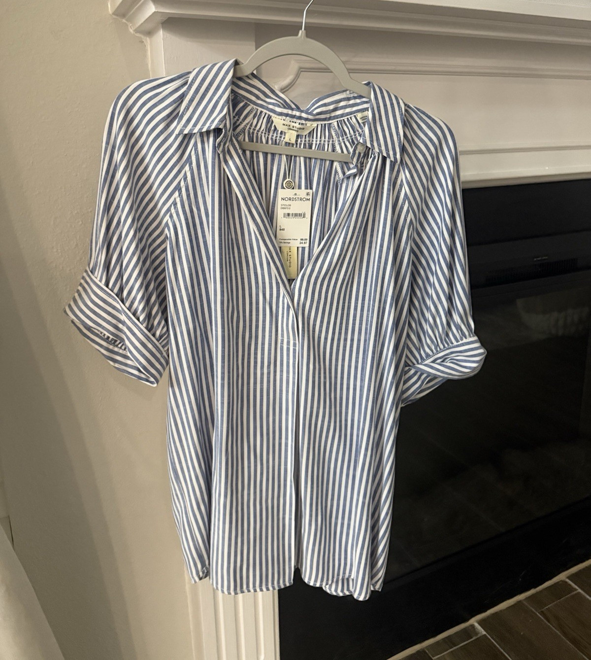 Max Studio London Women's Blue White Striped Collared Short Sleeve Blouse L