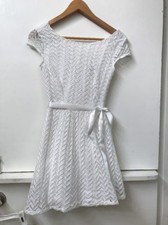 White Chevron Lace Lined Dress juniors size 3/4