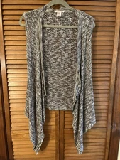 Romeo & Juliet Couture Sleeveless Sweater Vest Cardigan Shawl Womens Medium
