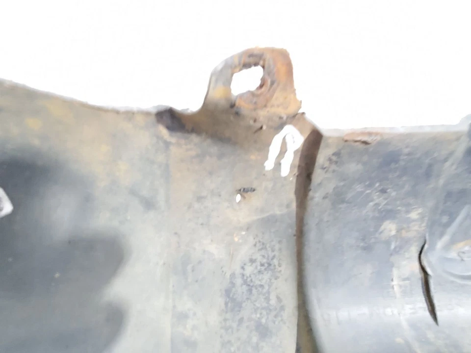 Parachoques delantero Nissan Frontier 2001 2002 2003 2004 OEM gris texturizado arañazos Foto 2 de 4