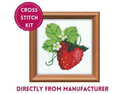 RIOLIS Counted Cross Stitch Kit 1165 Garden Strawberry - Red Ripe Berry Design