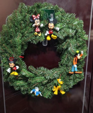 DISNEY WREATH , MICKEY, MINNIE , GOOFY, DONALD  PLUTO