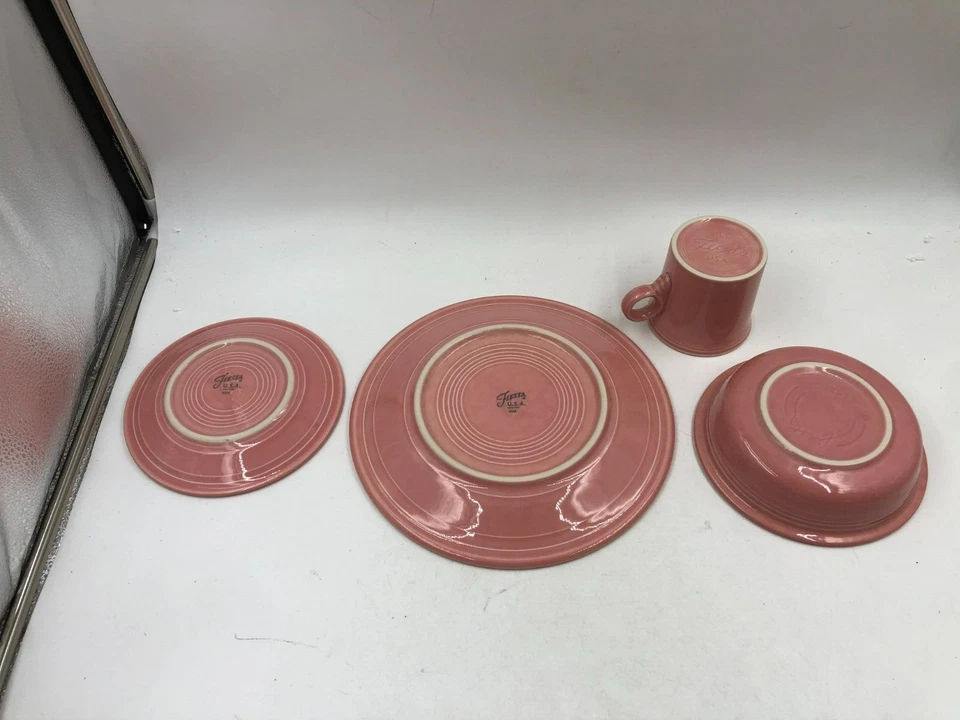 Fiesta Ceramic Pink 10in Dinner & 7in Salad Plate & 7in Bowl & Mug AA02B51020 - Image 3 of 4