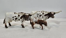 Schleich Lot of 2 Texas Longhorn Cows and 1 Calf Retired Farm Life Animals