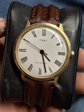Timex Marlin 1976 Gold Tone White Dial Roman Numeral Mens Vintage 1970s...