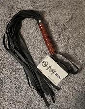 Mahogany Flogger Black 30" Ribbed Wood Look Handle Loop Dominate Cosplay Costume