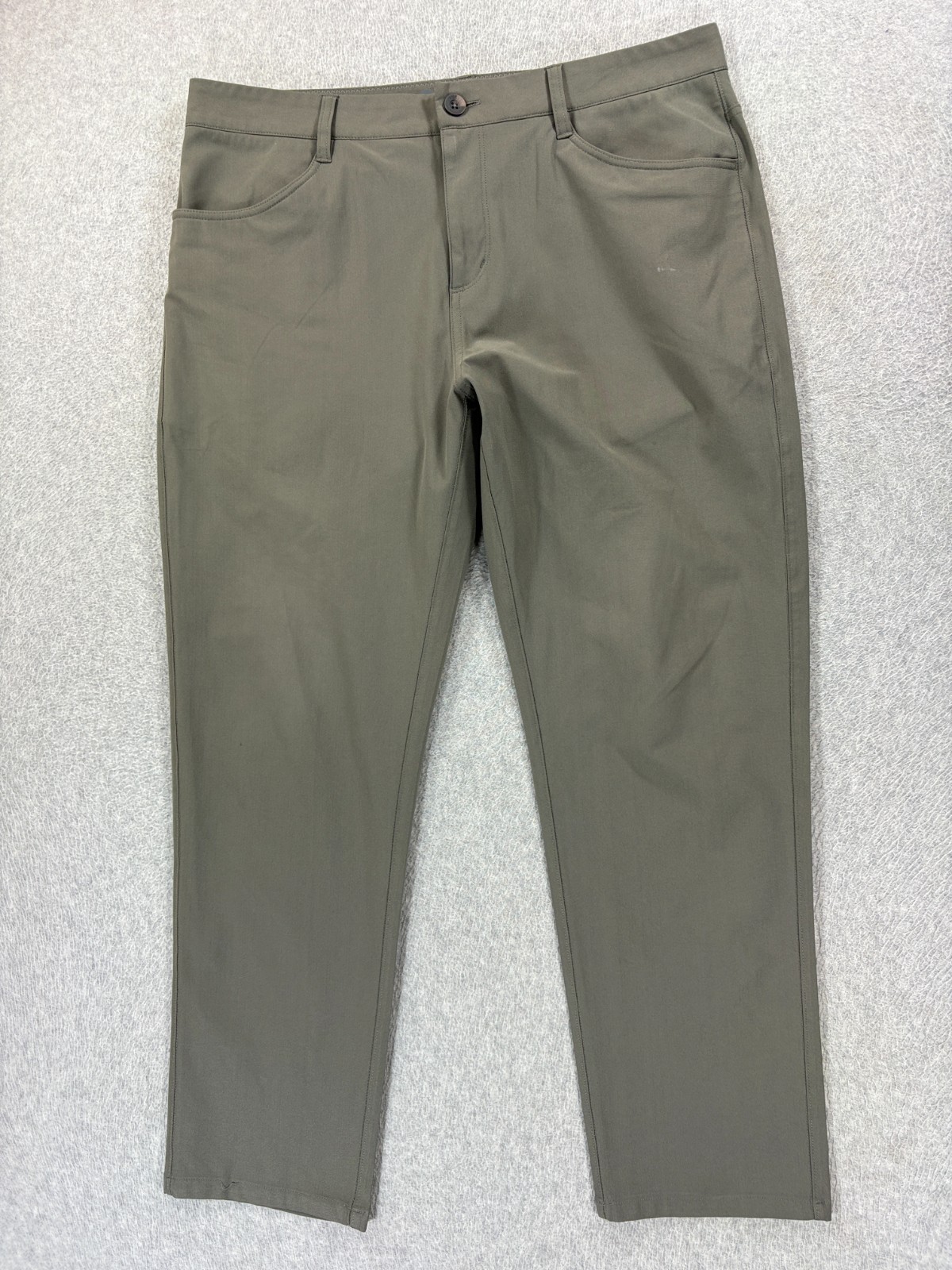 Vuori Meta Athletic Fit Chino Pants (Men's 33x27) Green