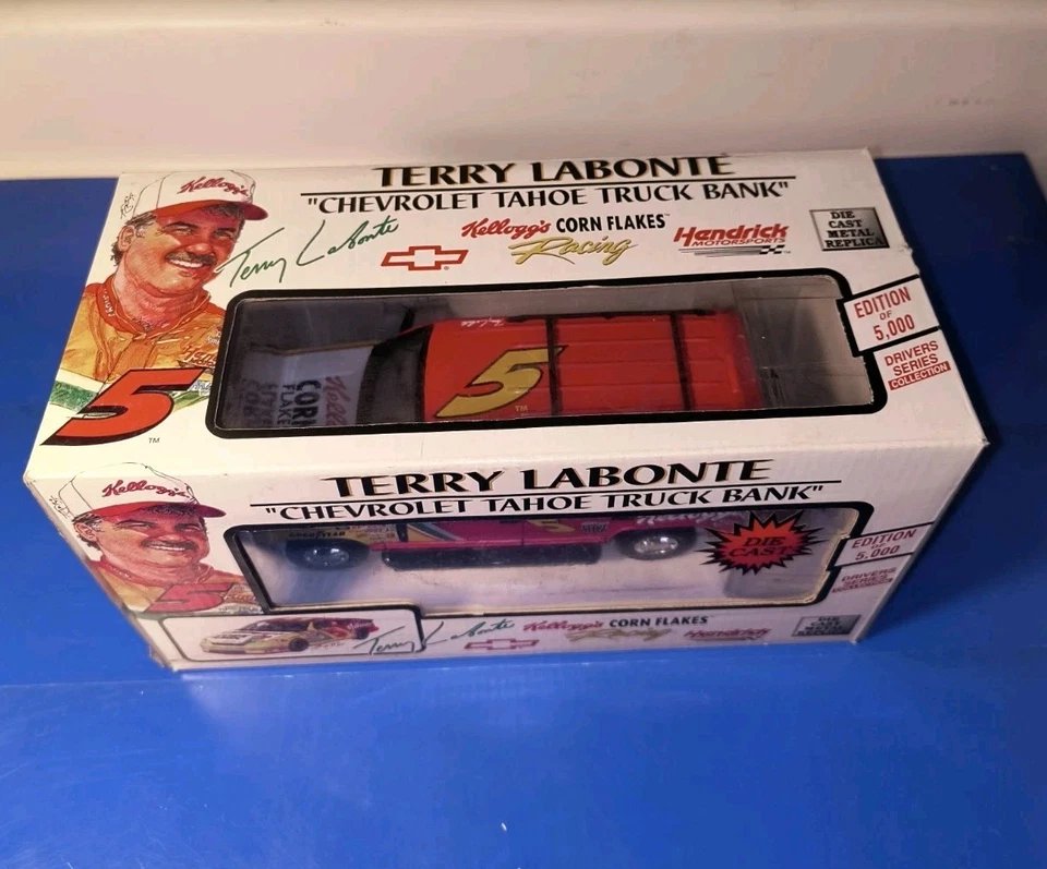 NEW Terry Labonte 1996 Chevrolet Tahoe Truck Kellogs 1:25 NASCAR Diecast BANK - Image 2 of 4