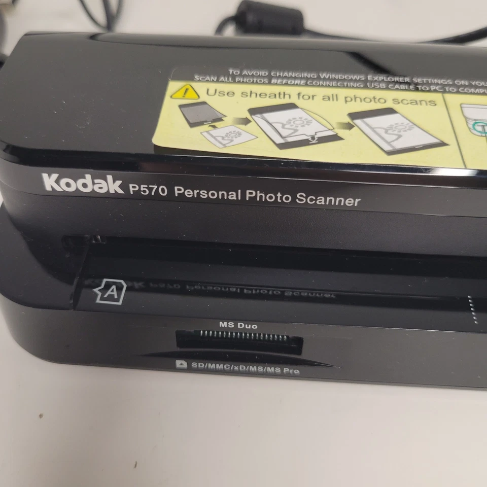 Kodak P570 Black 5x7 Professional Personal Photo Handheld Scanner - Image 4 of 4