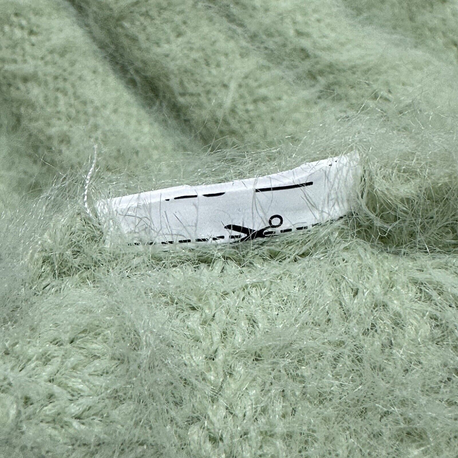 Forever 21 Women's Large Oversized Cropped V-Neck Sweater Fuzzy Soft Mint Green