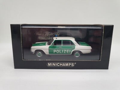 1/43 MERCEDES-BENZ 200 POLIZEI POLICE CAR W114/115 1973 MINICHAMPS