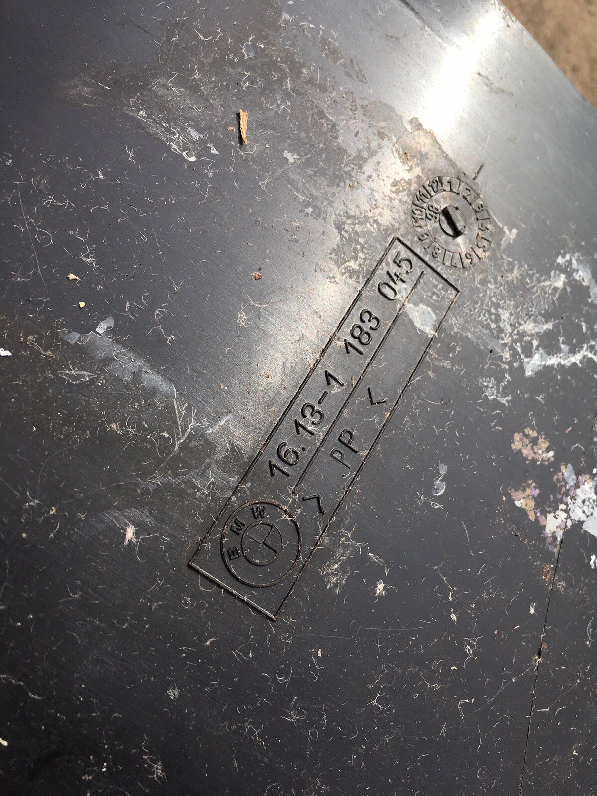 BMW E36 318i 323i 325i 328i M3 SPARE TIRE EMISSION CHARCOAL CANISTER COVER eBay