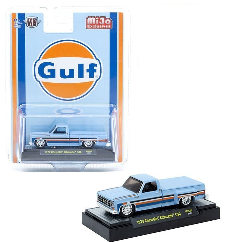 M2 Machines 1:64 Chevrolet Silverado C30 Dually 1978 - Gulf Oil, MIJO USA Exclusive - 2