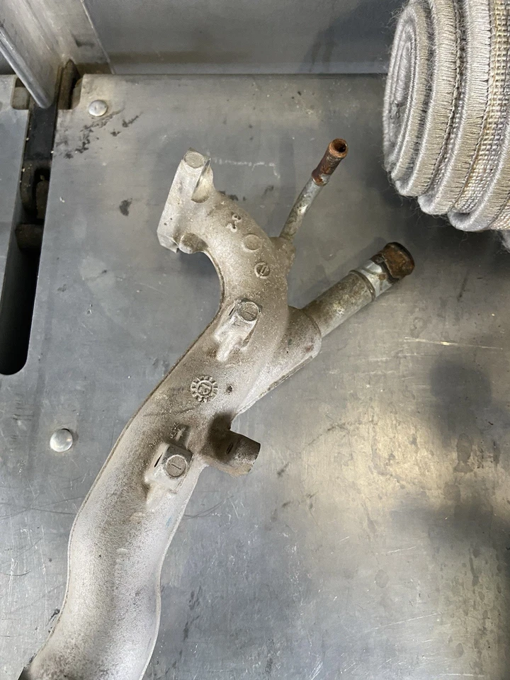 2012 年日产 Maxima 3.5L 冷却交叉管 — 第 4/4 张图片