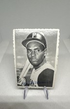 Roberto Clemente Cards, Rookie Card and Autographed Memorabilia Guide 7