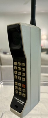 EXTREMELY RARE 1984 MOTOROLA DynaTAC 8000X Vintage Cell Phone w