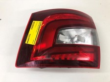 Rückleuchte rechts Skoda Octavia IV Combi NX5 5E9945208 P23025737