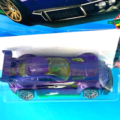 HOT WHEELS 2026 TRACK RIPPER METALFLAKE PURPLE 24/250 JJH82 HW