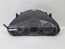 Mercedes Benz E-Klasse W211 Tacho Kombiinstrument A2114404411 Mercedes Benz E-Klasse W211 Tacho Kombiinstrument A2114404411