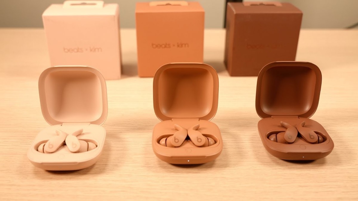 Beats Fit Pro x Kim Kardashian True Wireless NC Earbuds - MOON