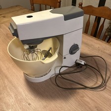 KENWOOD CHEF A701 Food Mixer White + Bowl and Attachments. Working. Traditional.