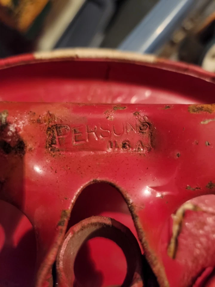 Винтажное/антикварное велосипедное сиденье для людей - двухцветное КРАСНОЕ/БЕЛОЕ - Изображение 4 из 4