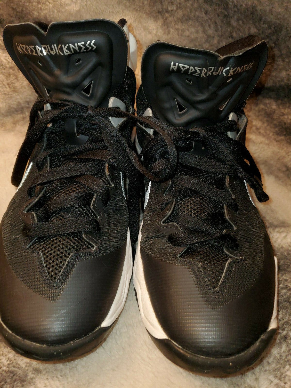NIKE Womens 8,5 Hyperquickness TB 599515-001 Black White Basketball Shoes  