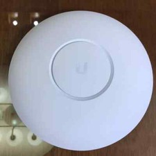 Ubiquiti Networks UAP-AC-PRO 1300Mbps Wireless Access Point