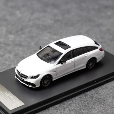 KM 1/64 Mercedes-Benz CLS 63 AMG Shooting Brake White Diecast Car