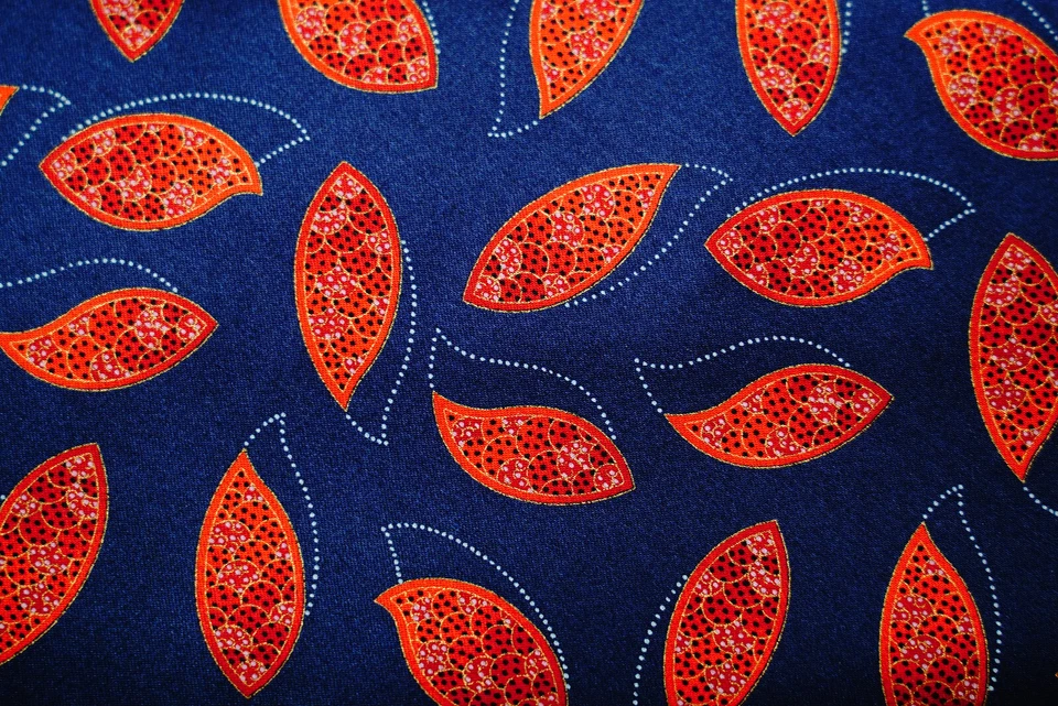 Corbata de cuello de diseñador ITALO FERRETTI azul rojo hecha en Italia 100 % seda Foto 4 de 4