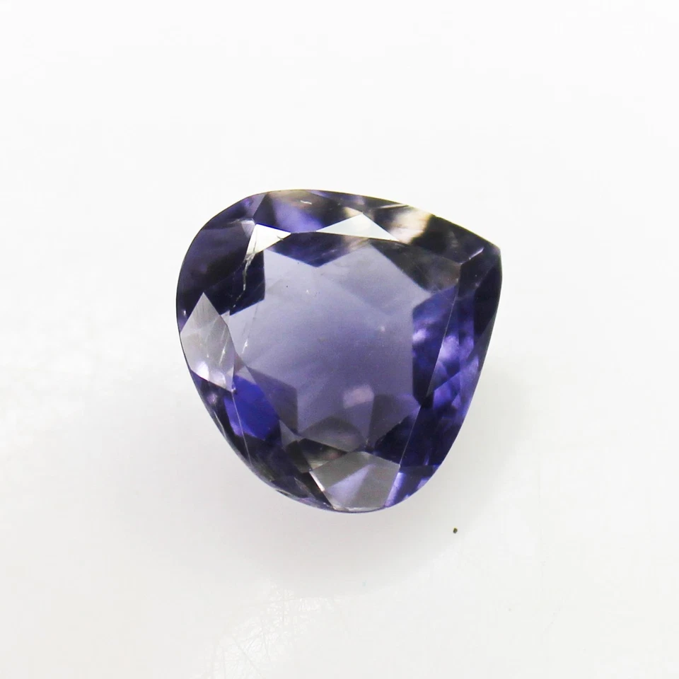 Natural Blue Iolite Piece In Heart Shape 3.65 Carats Piece 11x11x6 mm - Image 2 of 4