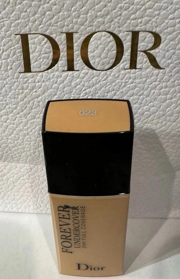 Christian Dior Forever Undercover 24H Full Coverage Foundation in Shade 023 Full Size