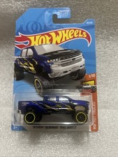 New 2019 Hot Wheels  19 Chevy Silverado Trail Boss LT HW HOT TRUCKS  E2