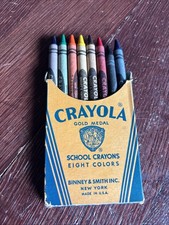 Crayola Gold Medal Crayons 8 ct. Vintage Binney Smith Co. Unused