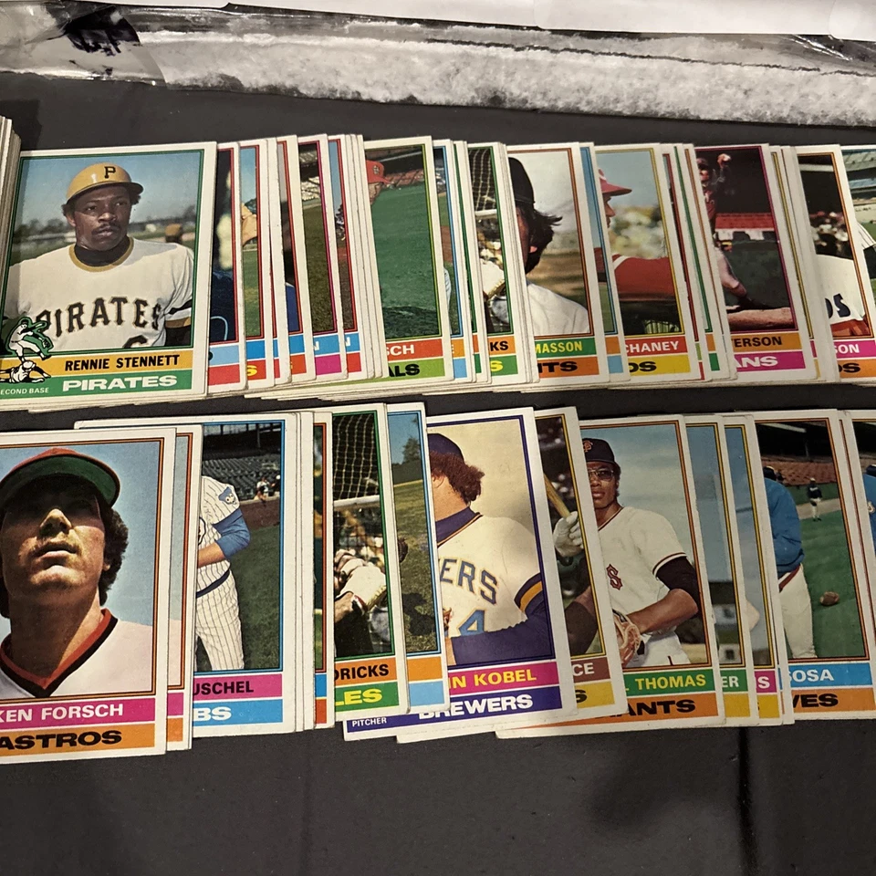 Лоты бейсбольных карточек 1975-79 Topps 100 шт. без дупсов очень хорошее состояние+ .h25 - Изображение 4 из 4