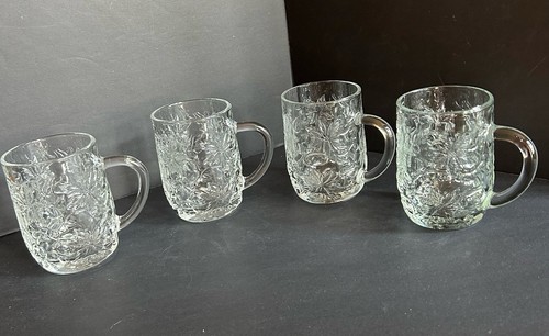Set Of 4 Princess House Fantasia Clear Poinsettia Crystal Coffee Mugs