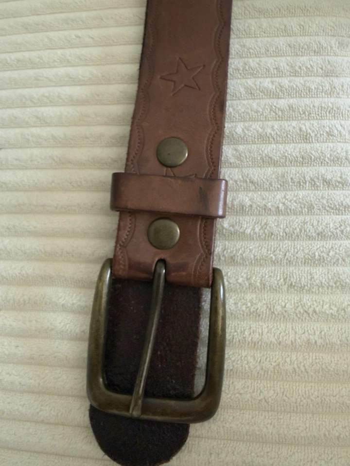 Linea Pelle Leather Belt Brown Studded Western Star Embossed Brass Buckle Size M - Image 3 of 4