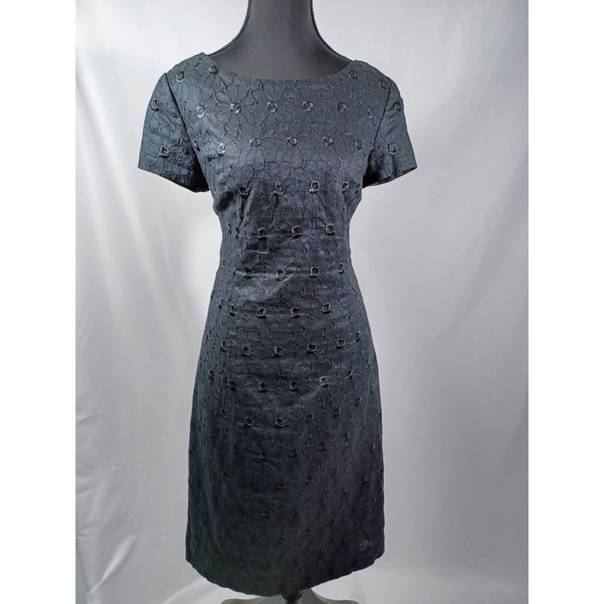 Talbots Size 6 Classic Black Lace Sheath Dress Short Sleeve V Neck Knee Length Talbots Size 6 Classic Black Lace Sheath Dress Short Sleeve V Neck Knee Length